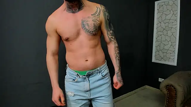 BrianHunts live sex cam