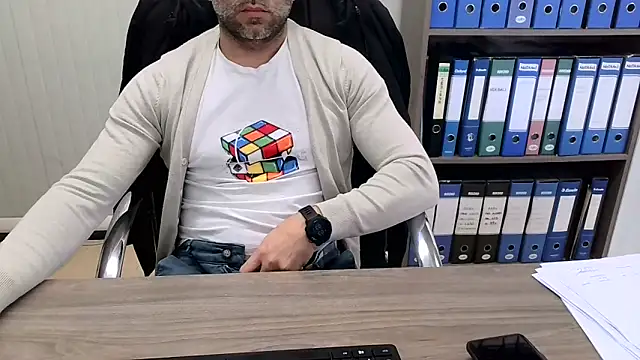 Evasionee live sex cam