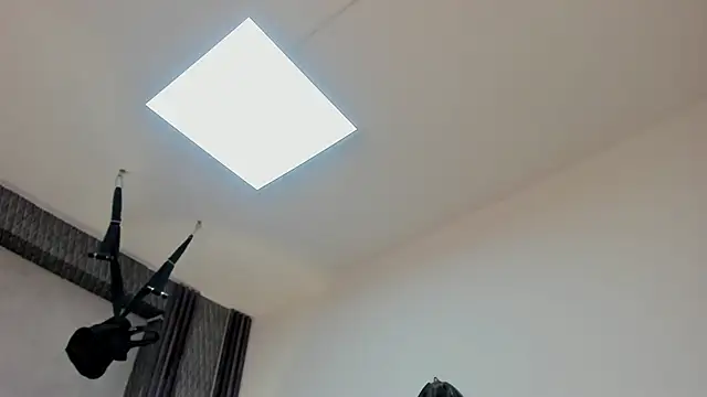 selene_red_'s cam snapshot