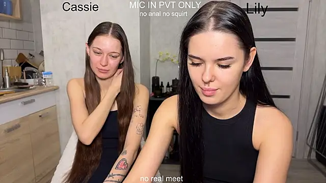 girls_secrets's cam snapshot