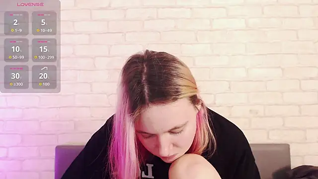 Ericha_Stone's cam snapshot