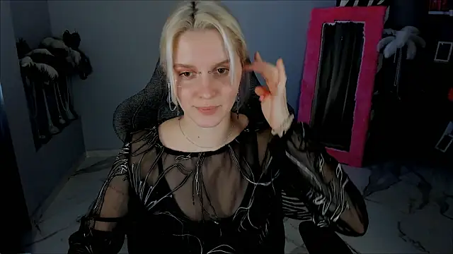 BethanyCloud's cam snapshot