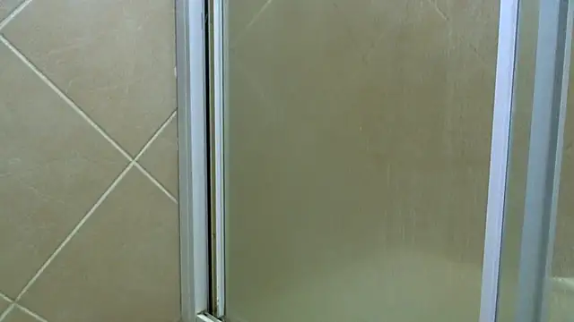 NewBeginnings8's cam snapshot