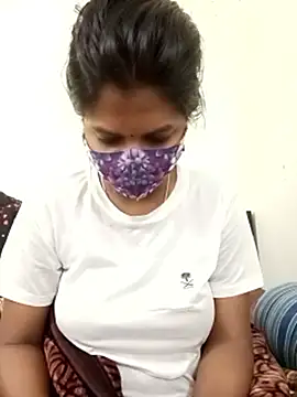 Kakoli- live sex cam