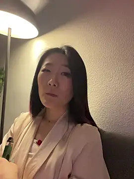 AikoYamada live sex cam