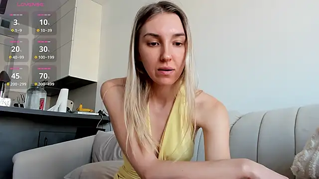 Sunny_Rina_'s cam snapshot