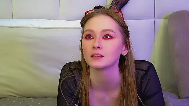 AgataFoxley's cam snapshot