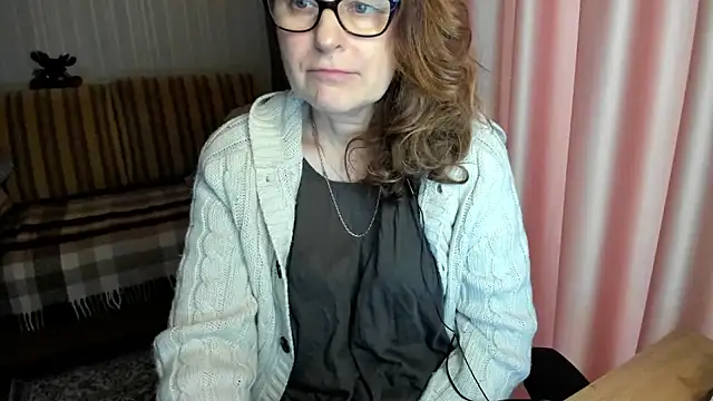 lauraoven's cam snapshot