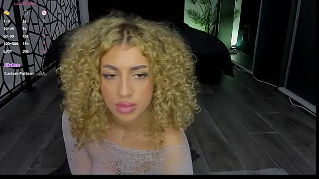 SugarPixiee's cam snapshot