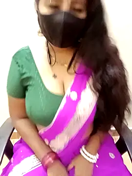 tamil_Vennila's cam snapshot