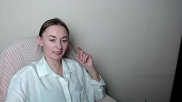 LiaSeass_'s cam snapshot