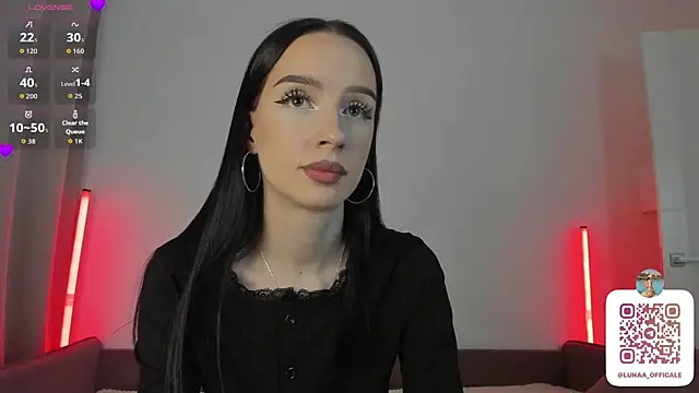 flora_off live sex cam