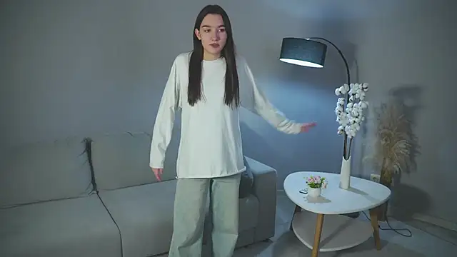 HermilaClap live sex cam