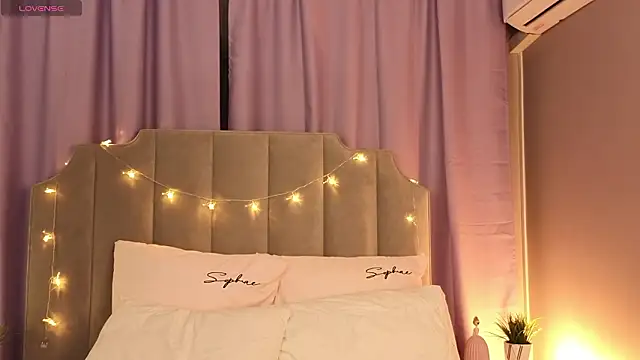 CrystalLili's cam snapshot