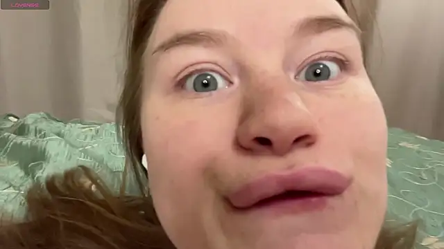 KarlynGow's cam snapshot