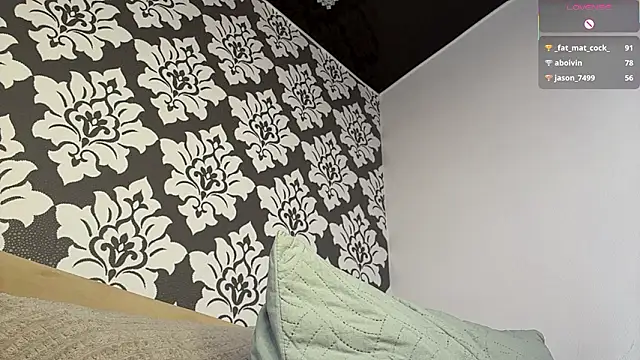 ElliRusk's cam snapshot