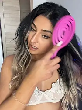 Mia_spicyy's cam snapshot