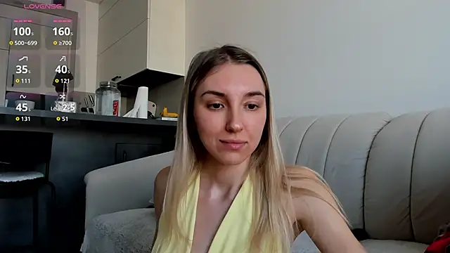 Sunny_Rina_'s cam snapshot