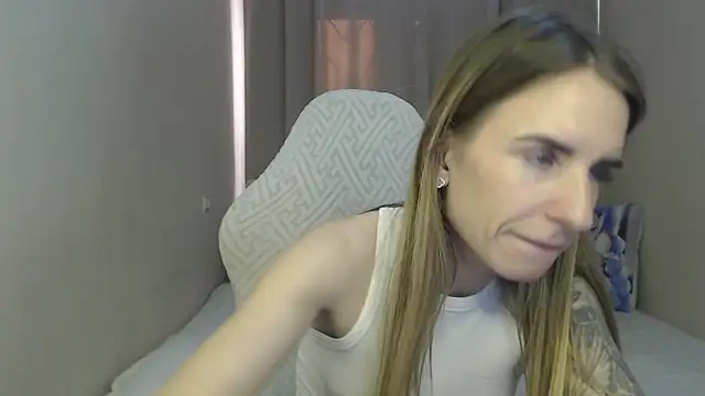 DeboraHorny's cam snapshot