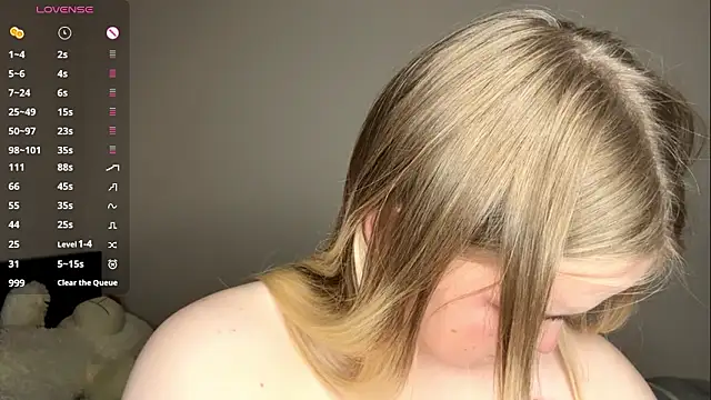 ZaraCreedon live sex cam