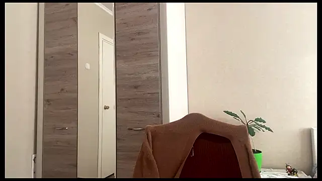 SeeKeatley live sex cam