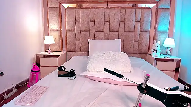 mia_isabell20's cam snapshot