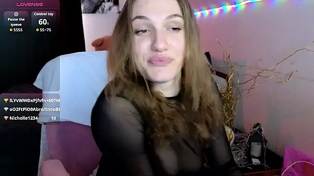 CarolainGilbert's cam snapshot