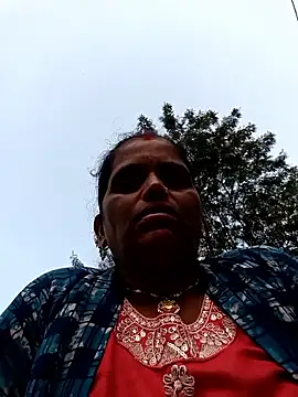 Manvi_hote's cam snapshot