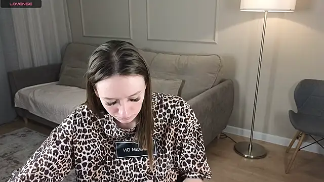 cutienaughtygirl's cam snapshot