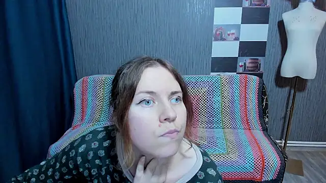 pa1e_pr1ncess's cam snapshot