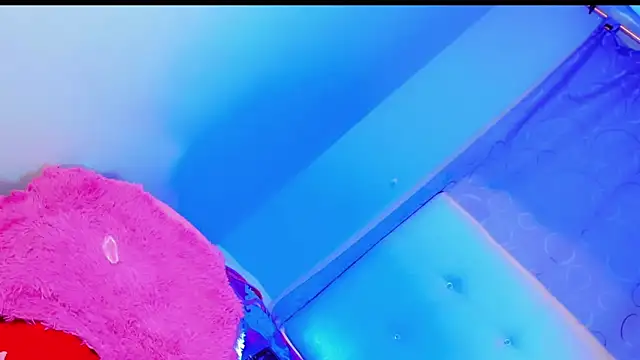 Zamira_love_xx's cam snapshot