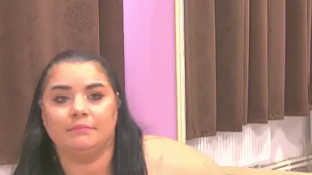 BustyMadison live sex cam