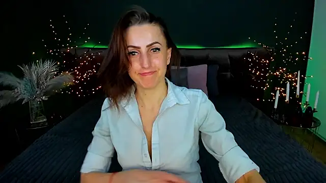 Rebecca_Diamond's cam snapshot