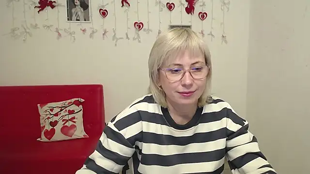 LaurenWishy's cam snapshot