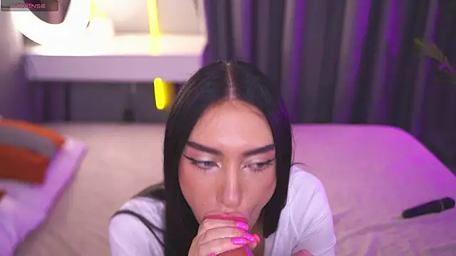 aGaGatha's cam snapshot