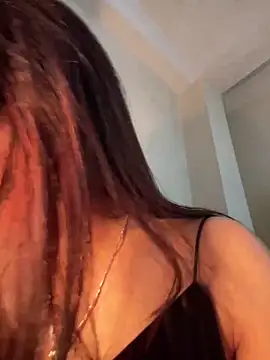 Ngoc-bbi live sex cam