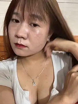 Liness101's cam snapshot