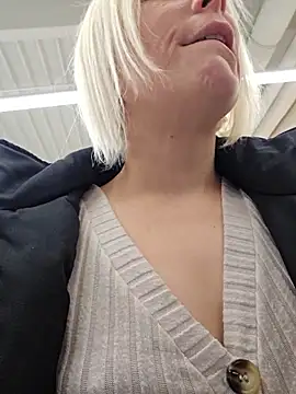 Sunny-Sin's cam snapshot