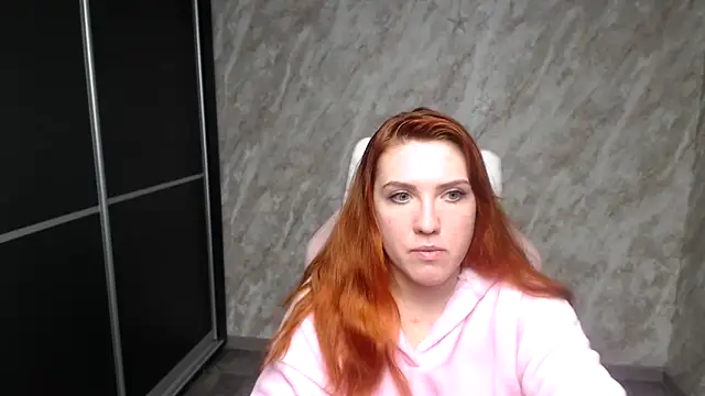 Reginasmilee's cam snapshot