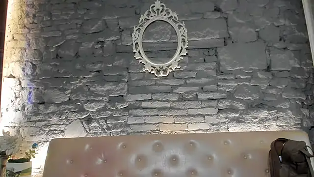 shygurl18's cam snapshot