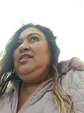 curvy_diva_'s cam snapshot