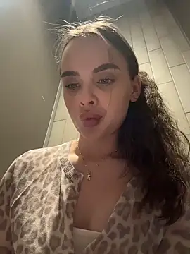 KristiRich live sex cam