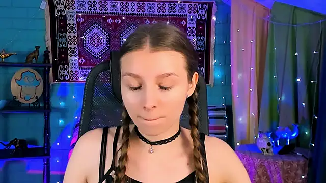 JulieDaniel's cam snapshot