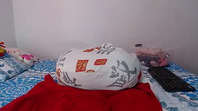 liseth_01hot's cam snapshot