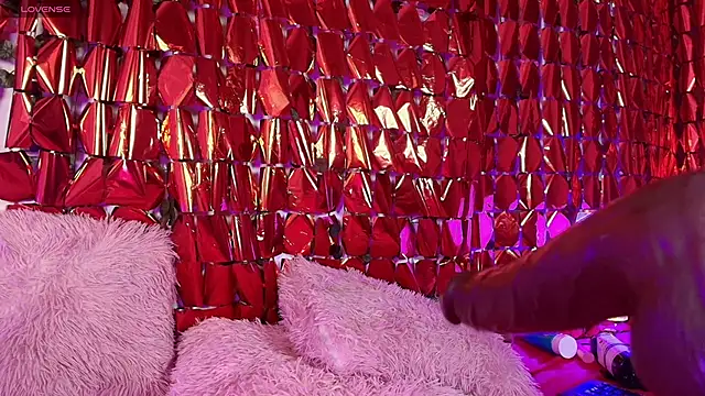 JessicaElowin's cam snapshot