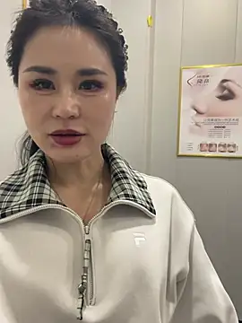 940940_1688's cam snapshot