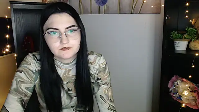 TurnMe_On's cam snapshot