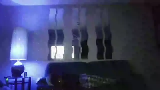 Derrick7799 live sex cam