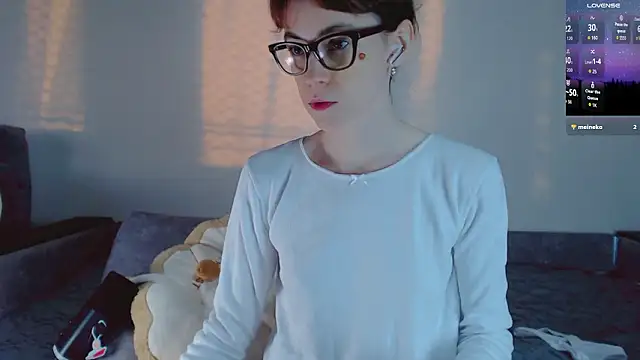 Amina_Barbarian live sex cam