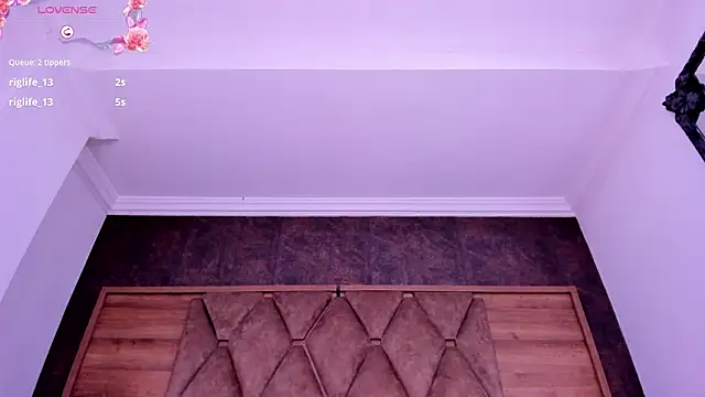 AudreyHayworth live sex cam